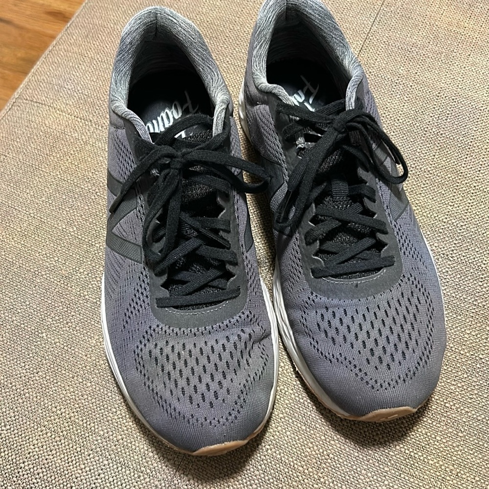 New balance shoes